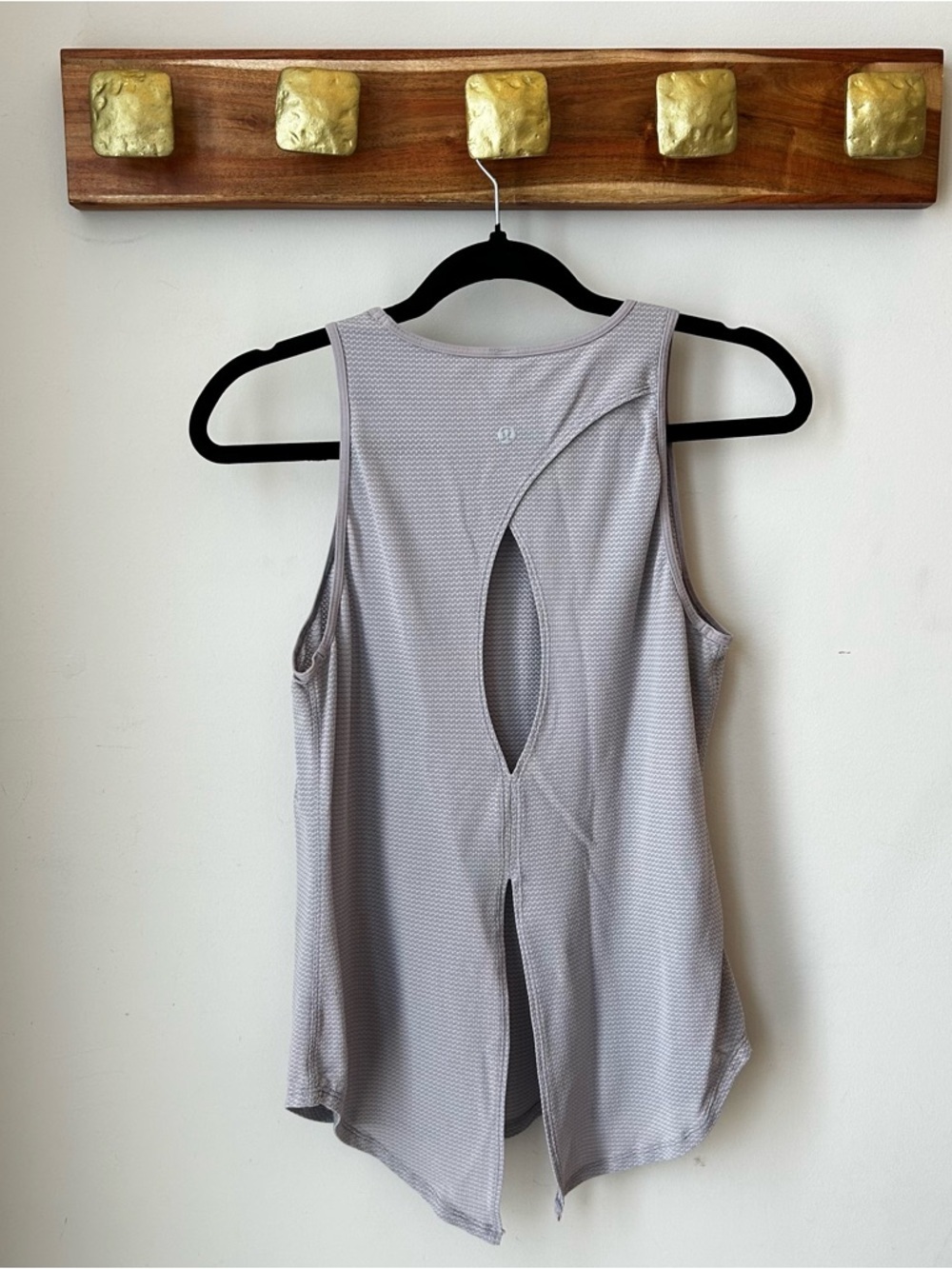 lululemon athletica Lavender Mesh Tank Top Size 4-6.